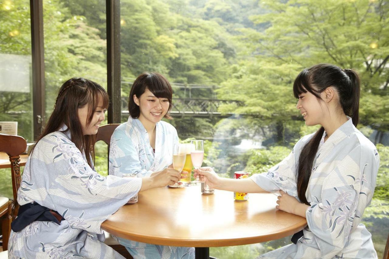 Tonosawa Quatre Saisons Hotel Hakone Exterior foto