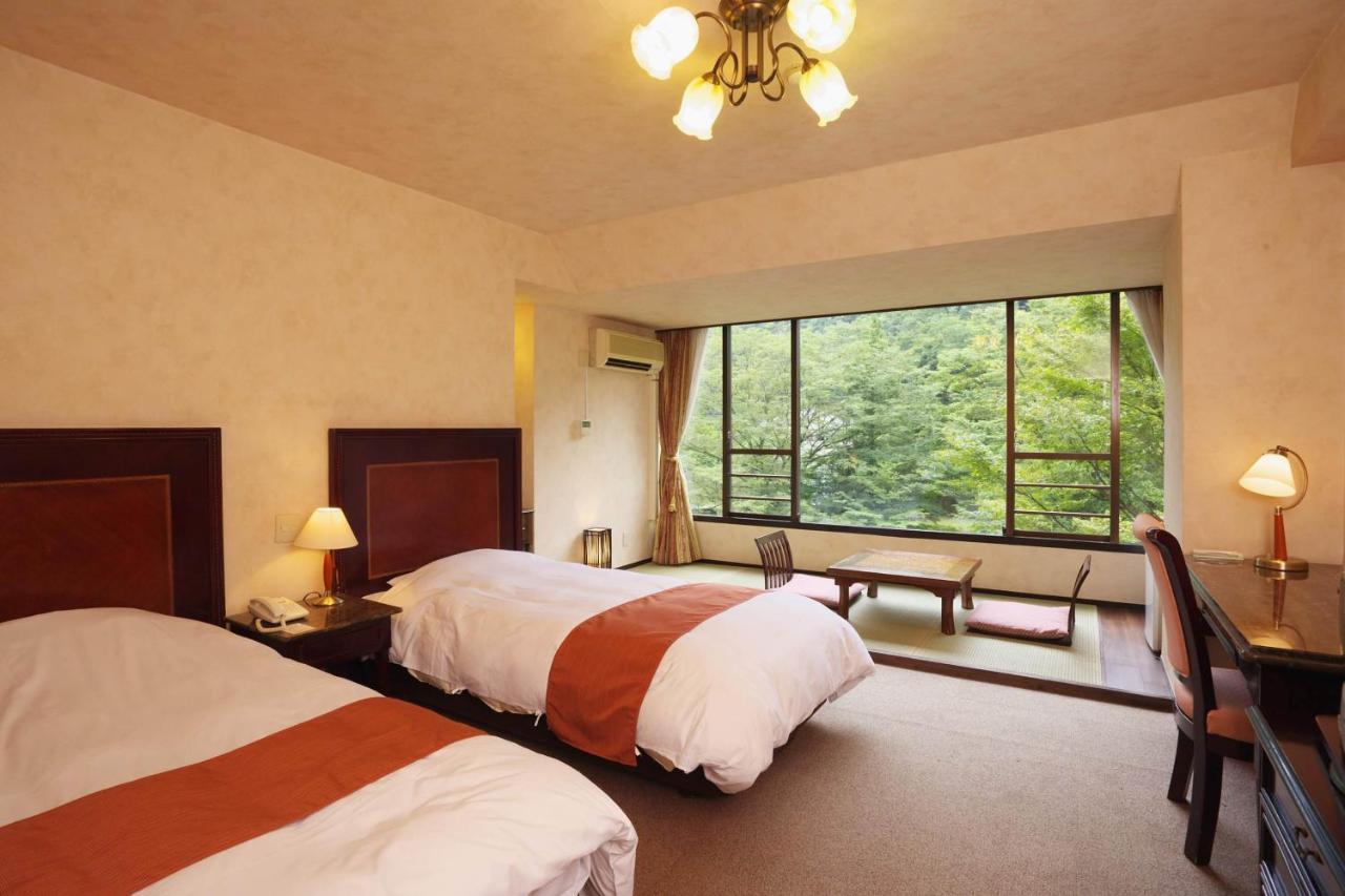Tonosawa Quatre Saisons Hotel Hakone Exterior foto